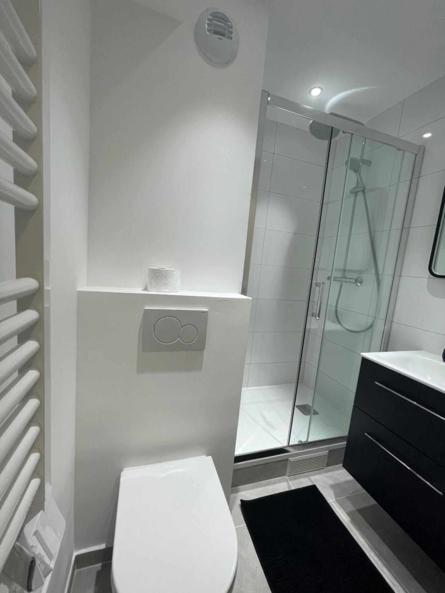 Appartement Au Pied Du Metro Mairie De L13 *